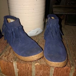 UGG Women's Shenendoah Casual Boots, Size 7.